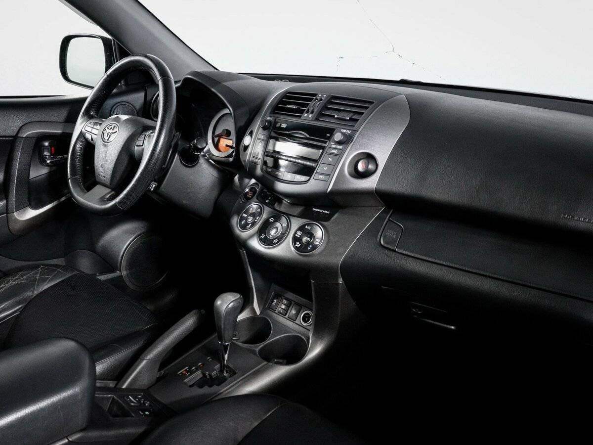 Toyota RAV4, 2010 Фото №9