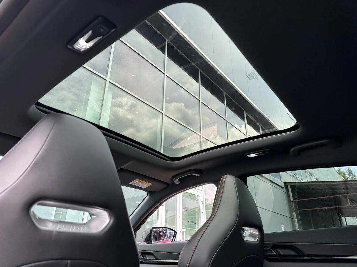 Changan UNI-V, 2024 Фото №16