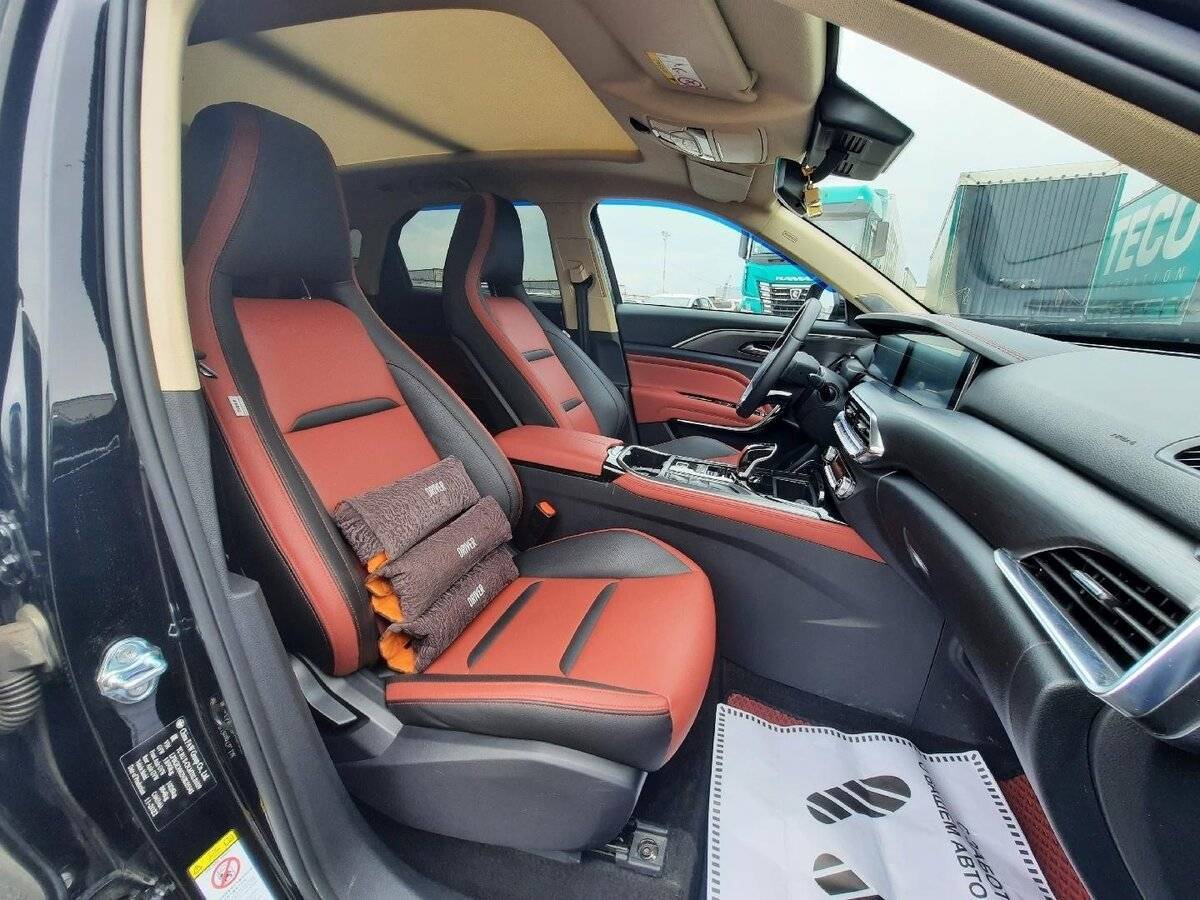 FAW Bestune T77, 2022 Фото №14