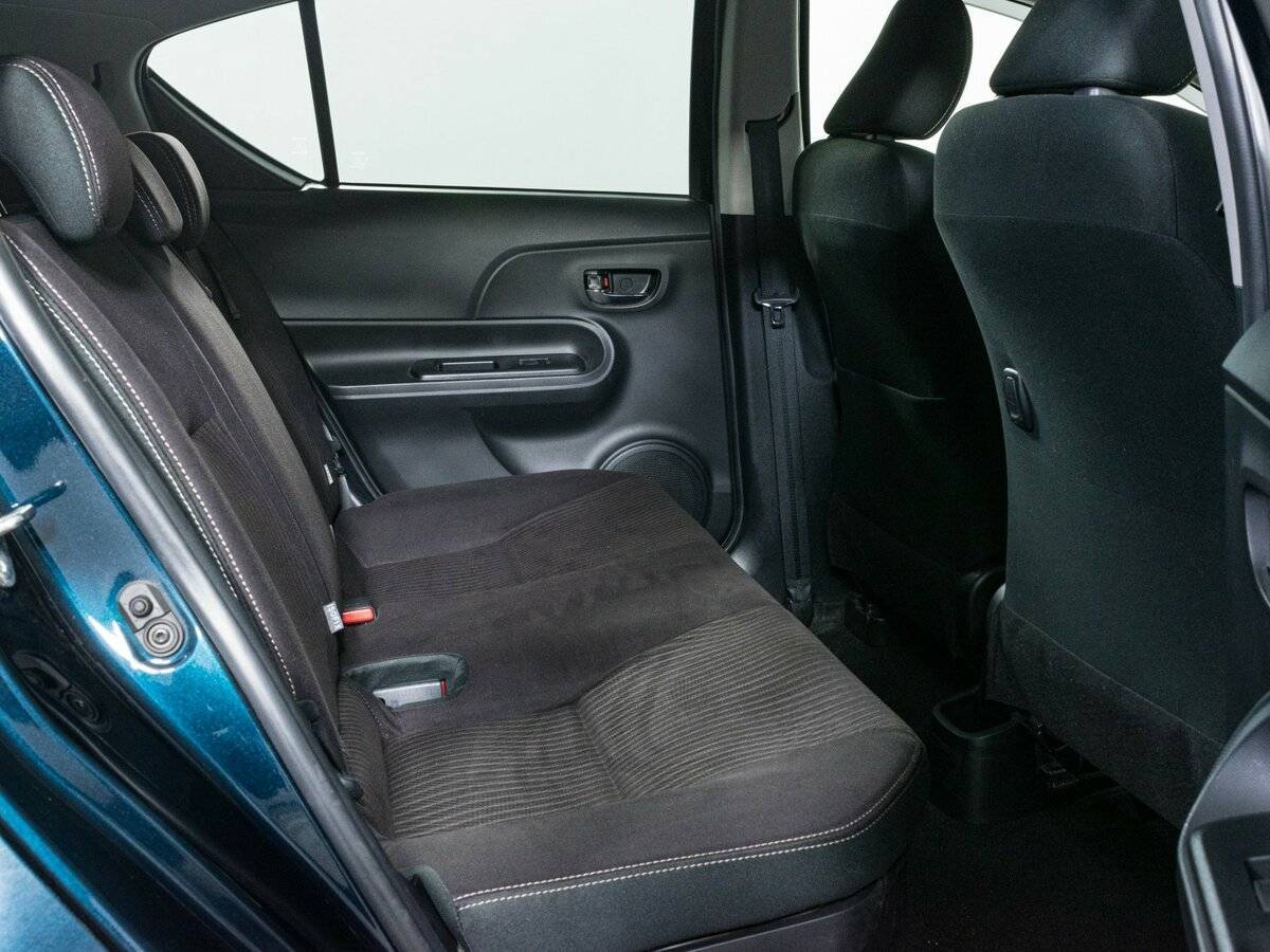 Toyota Aqua, 2018 - 98 696 км. | Фото №8