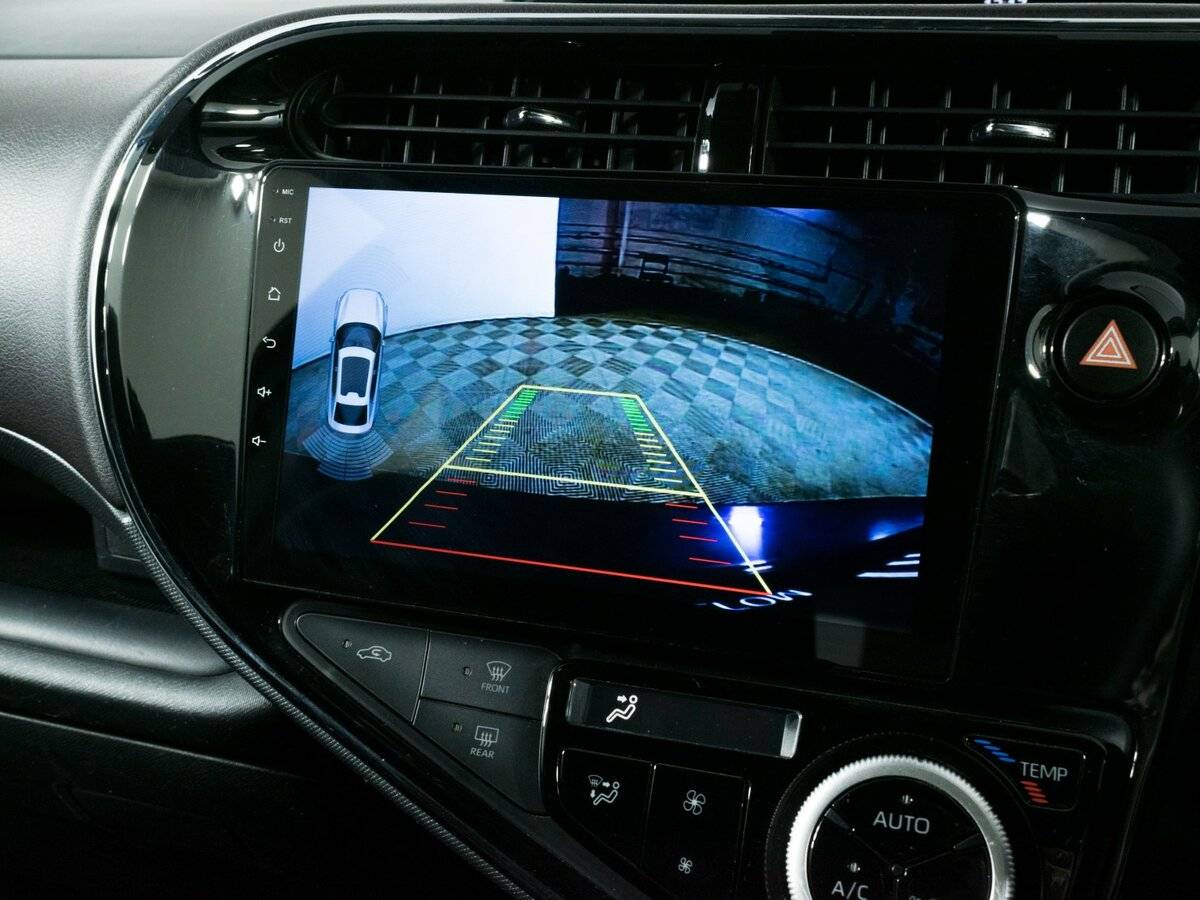 Toyota Aqua, 2018 Фото №12