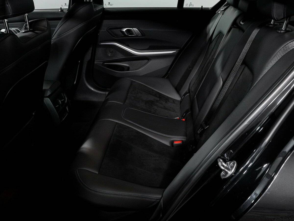 BMW 3 серии 320i xDrive, 2020 Фото №10