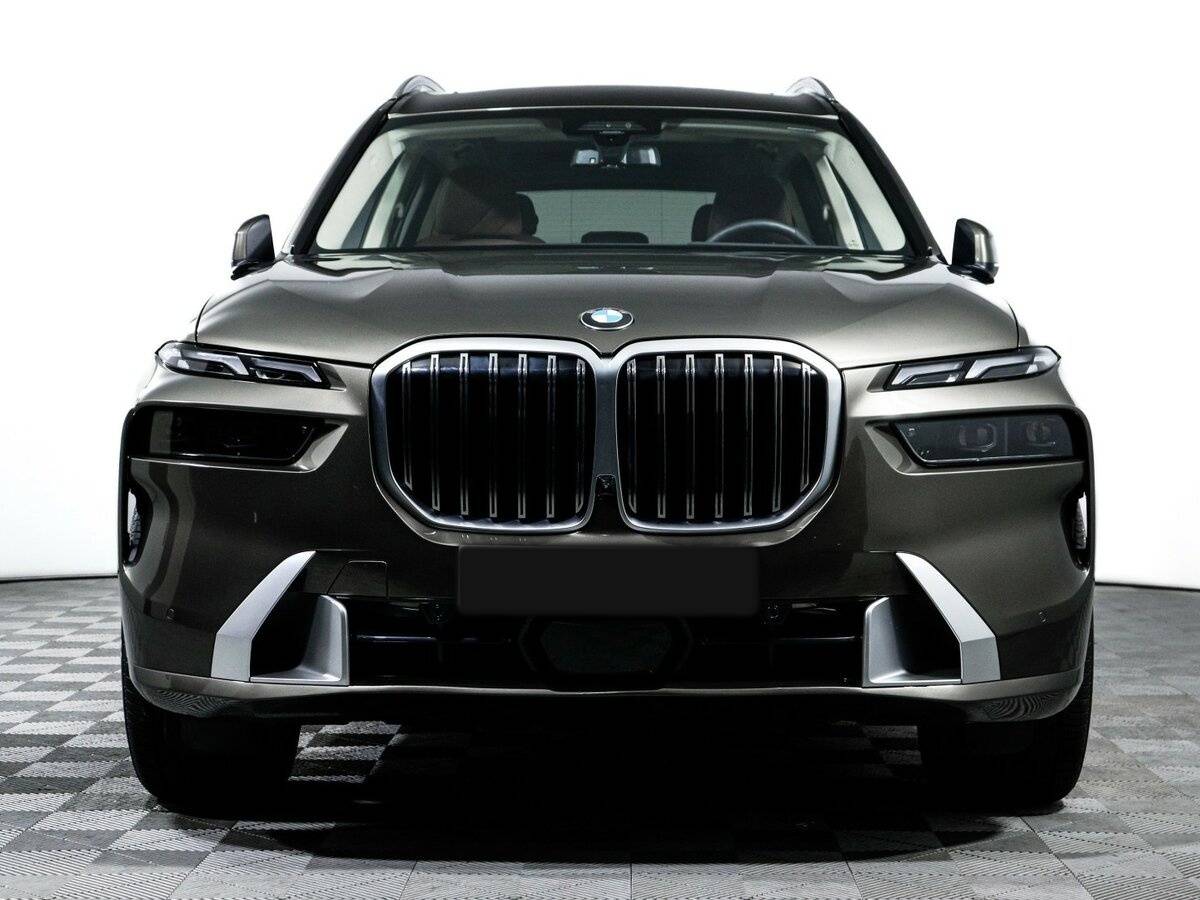 BMW X7 40i, 2022 - 4 296 км. | Фото №2