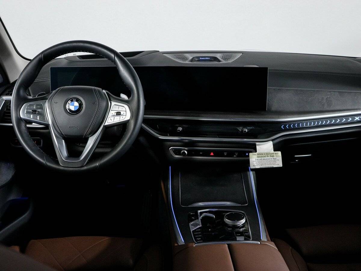 BMW X7 40i, 2022 Фото №12