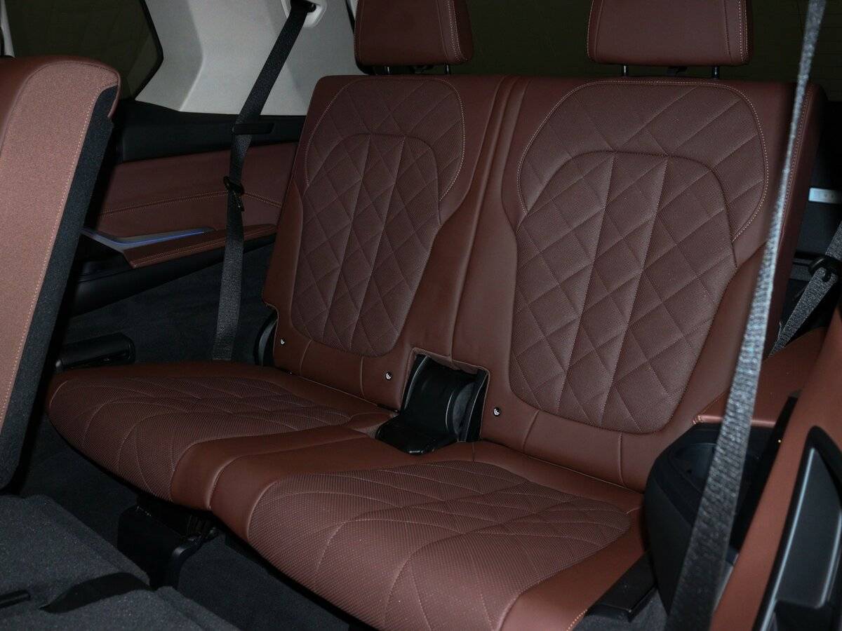 BMW X7 40i, 2022 Фото №16