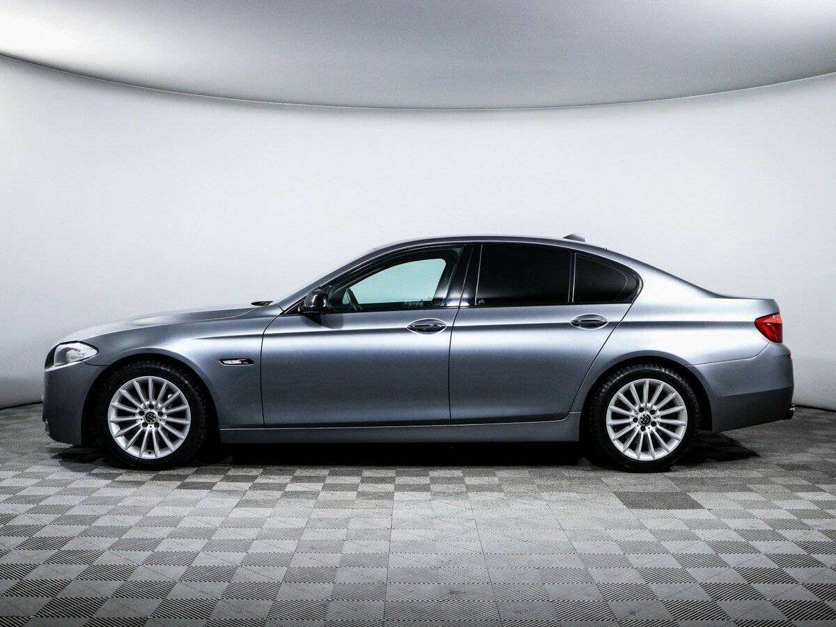 BMW 5 серии 530d xDrive, 2012 Фото №8