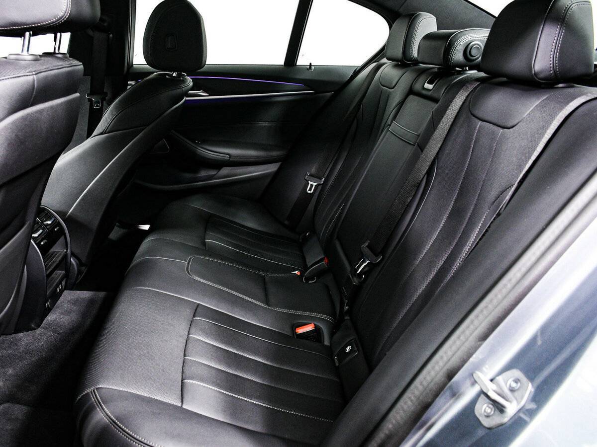 BMW 5 серии 530i xDrive, 2023 Фото №10