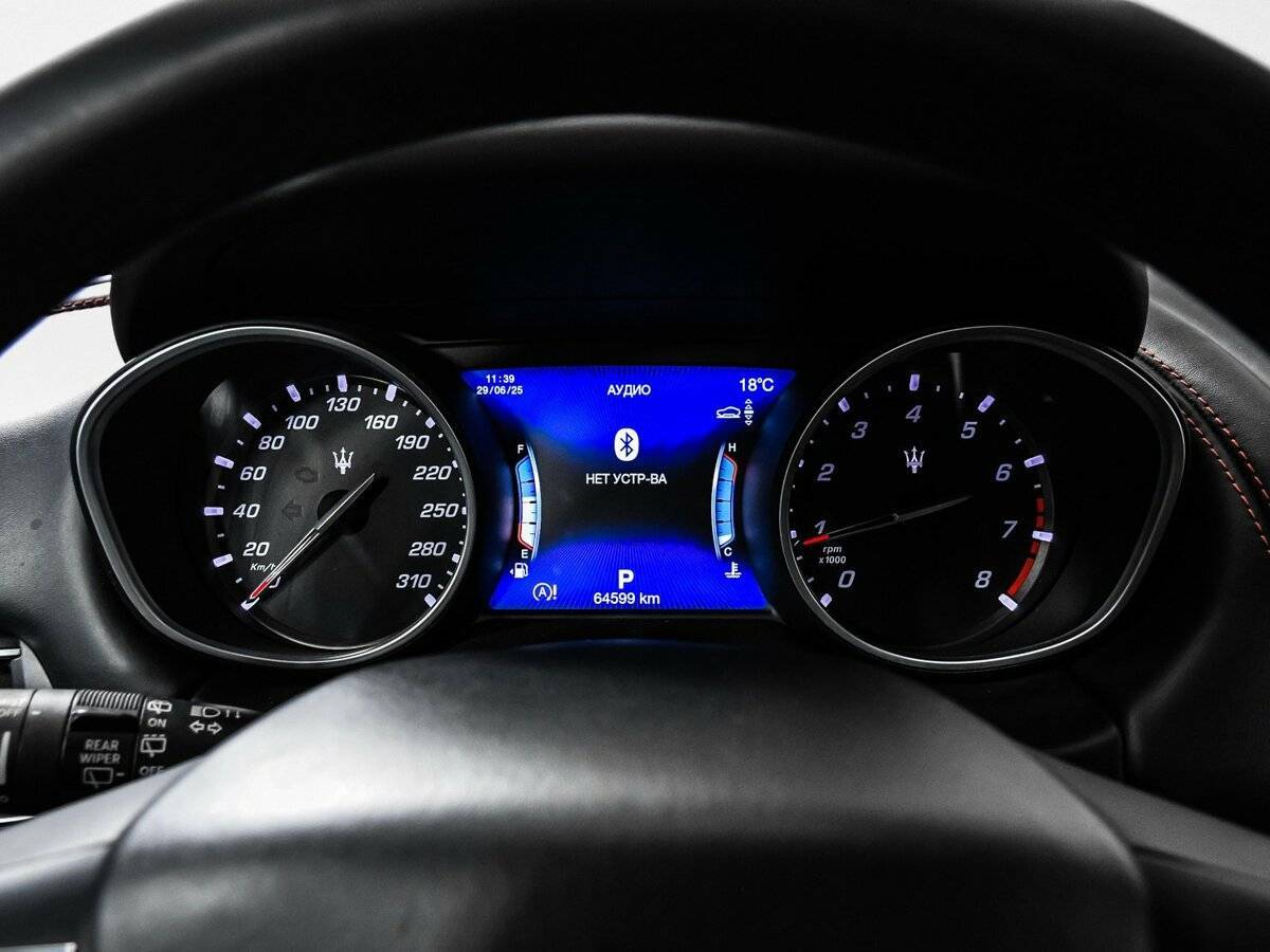 Maserati Levante, 2017 Фото №10