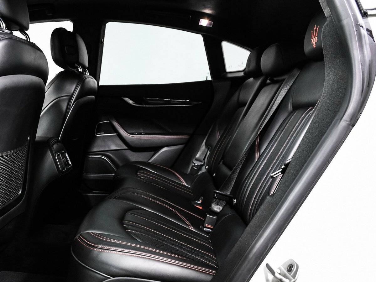Maserati Levante, 2017 Фото №13