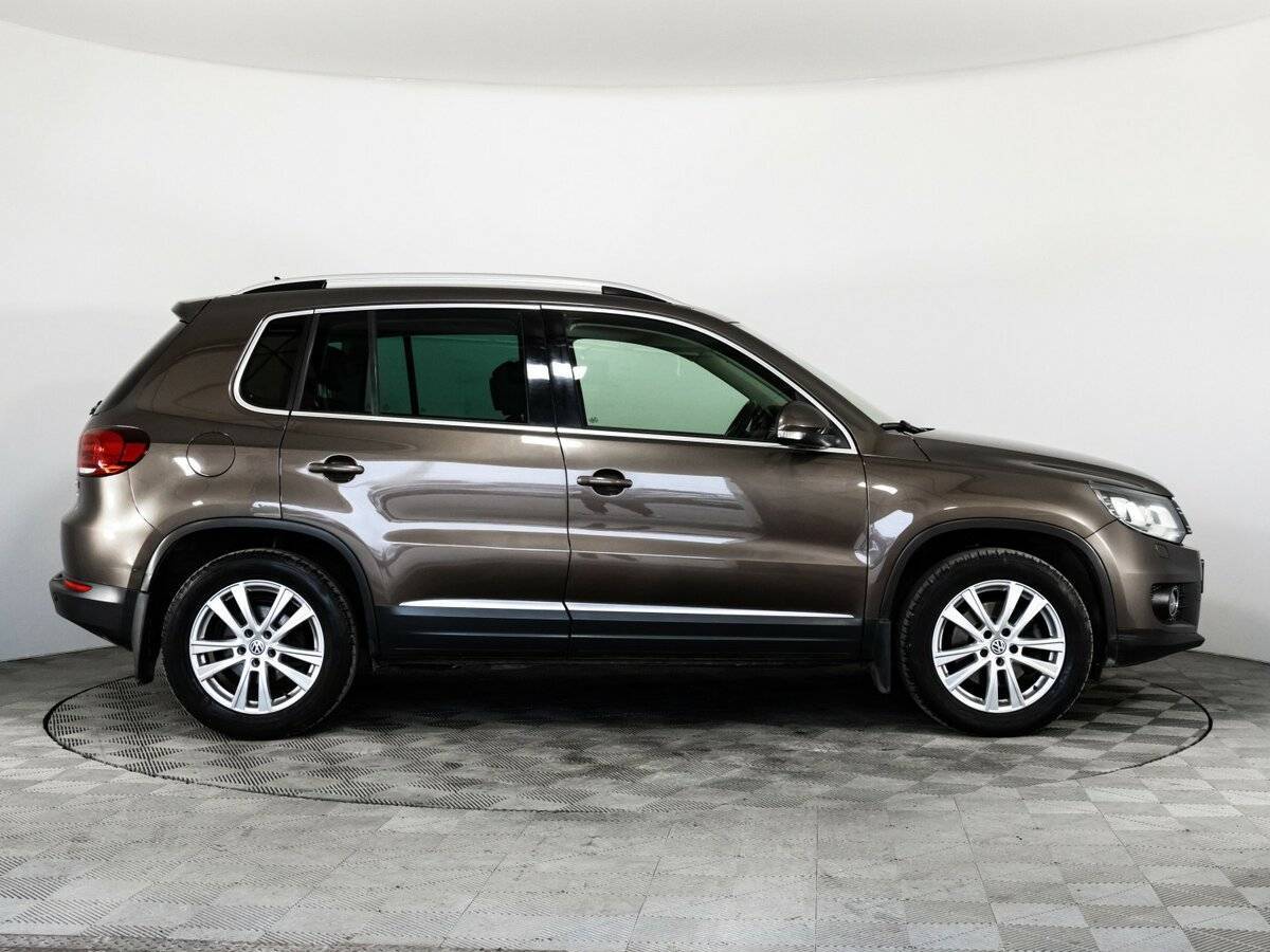 Volkswagen Tiguan, 2014 - 144 853 км. | Фото №4