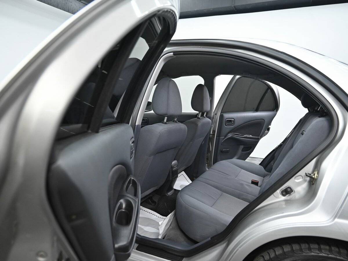 Nissan Almera, 2005 Фото №13