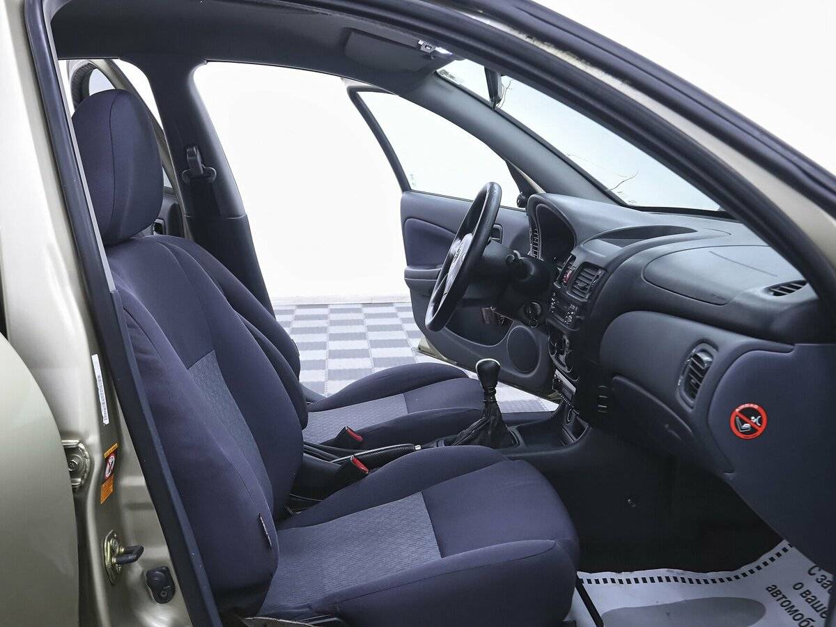 Nissan Almera, 2004 Фото №11