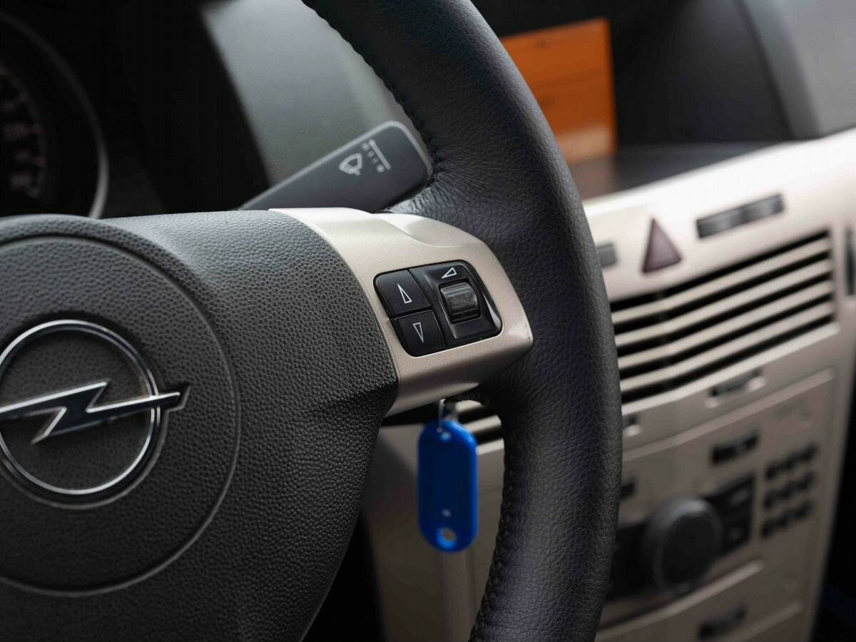 Opel Astra GTC, 2007 Фото №14