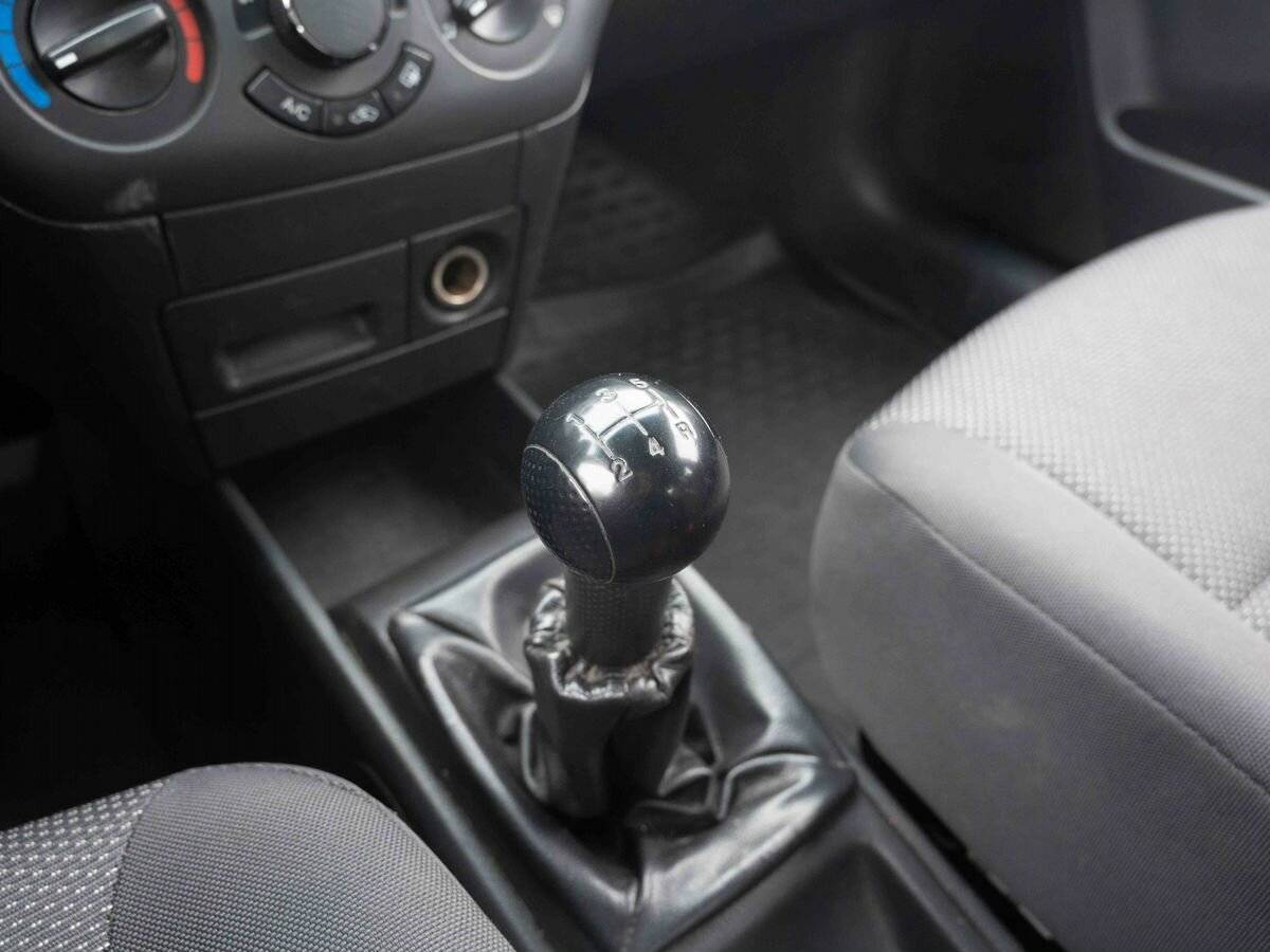 Chevrolet Aveo, 2010 Фото №19