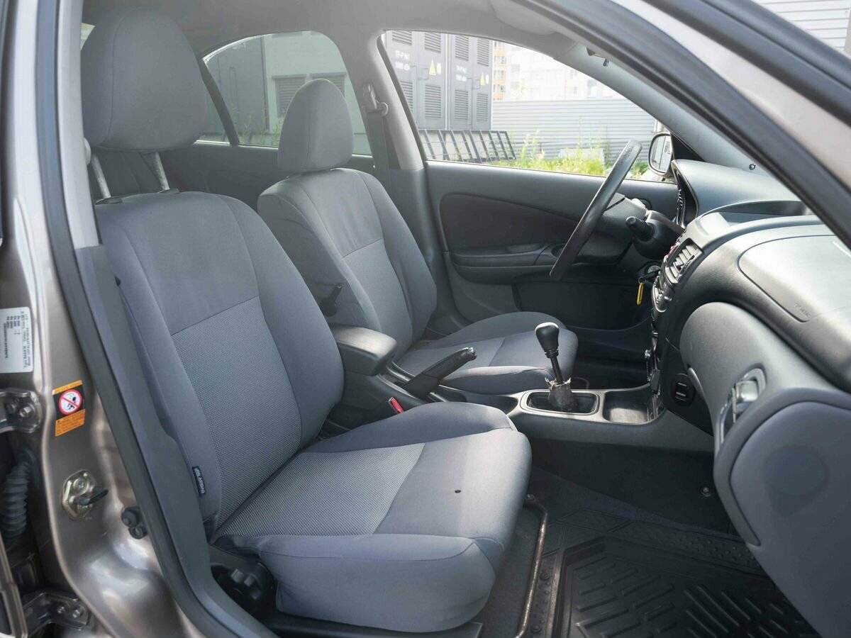 Nissan Almera, 2004 Фото №12