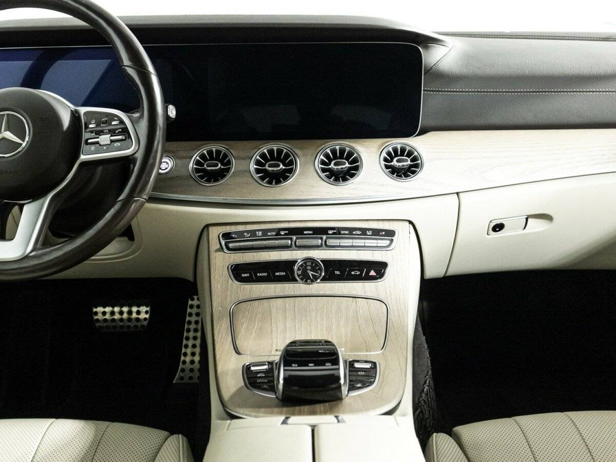 Mercedes-Benz E-Класс 450, 2018 Фото №14