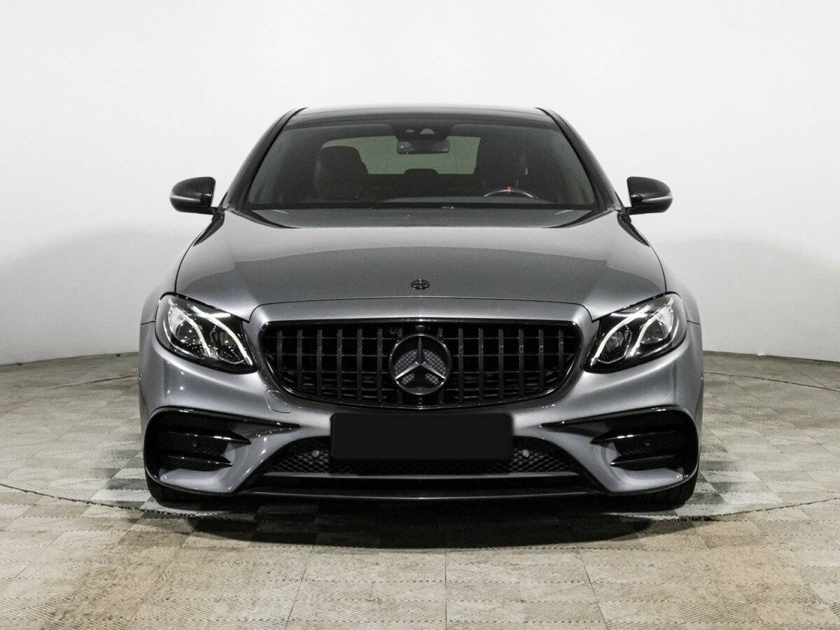 Mercedes-Benz E-Класс 300, 2017 - 119 835 км. | Фото №2