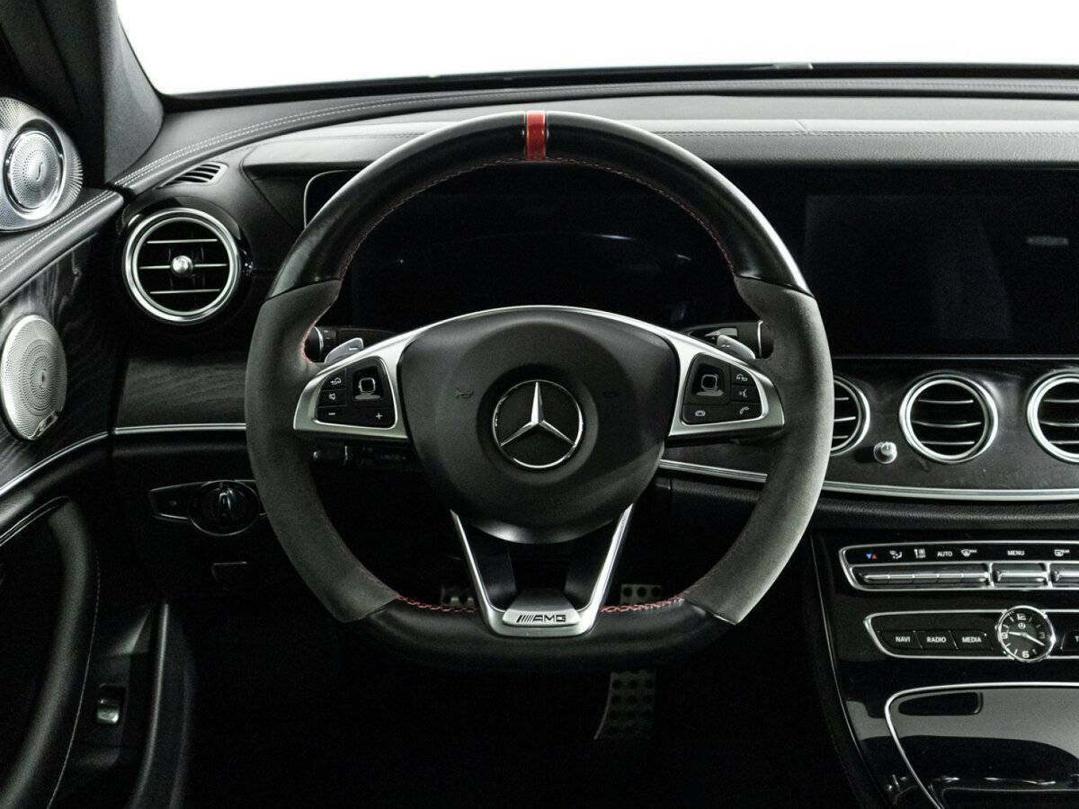 Mercedes-Benz E-Класс 300, 2017 Фото №23