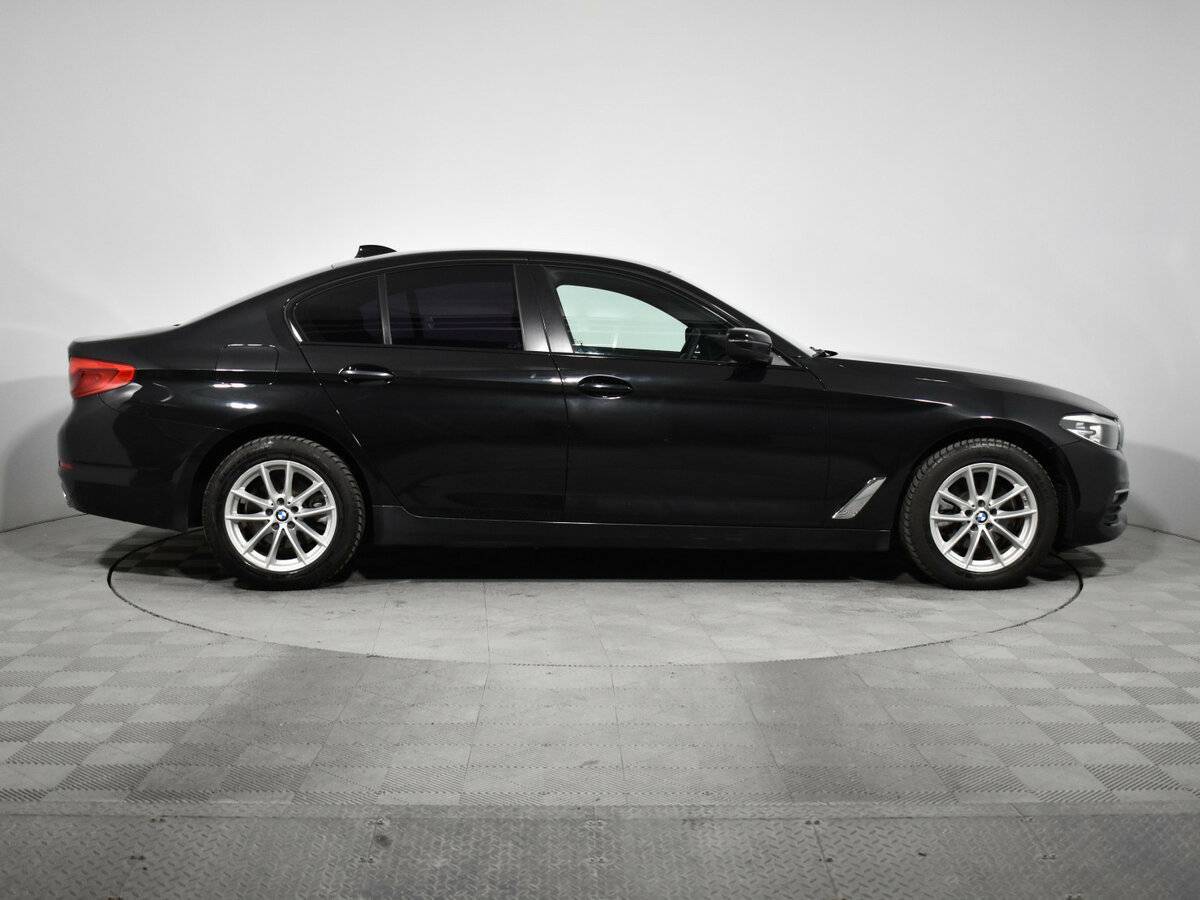 BMW 5 серии 520d xDrive, 2020 Фото №4