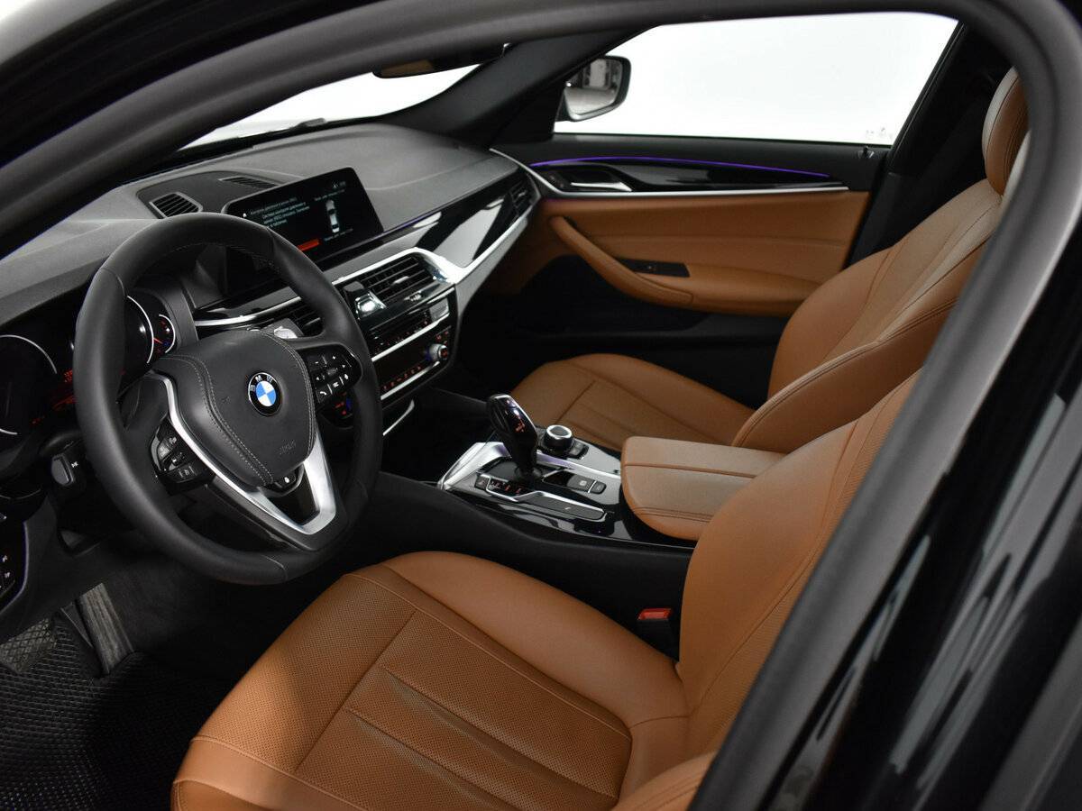 BMW 5 серии 520d xDrive, 2020 Фото №9