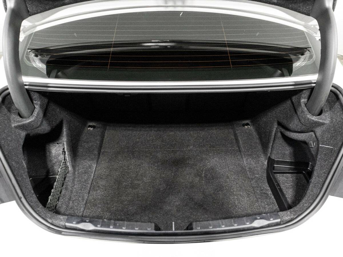 BMW 3 серии 320i xDrive, 2018 Фото №15