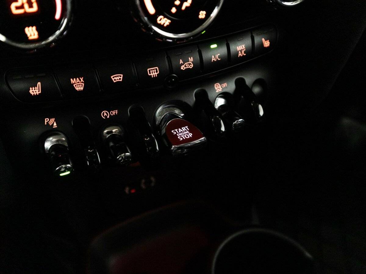 Mini Hatch Cooper S, 2014 Фото №17