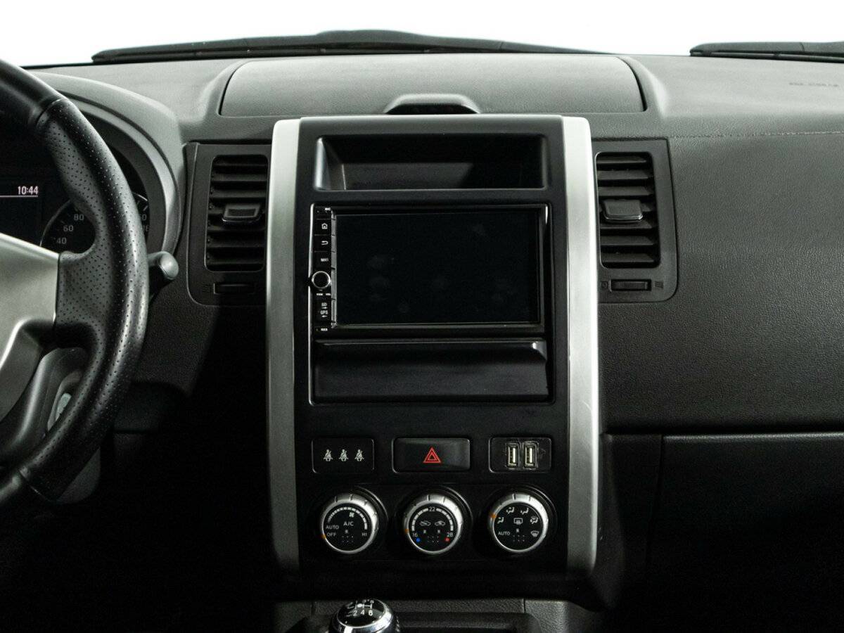 Nissan X-Trail, 2011 Фото №14