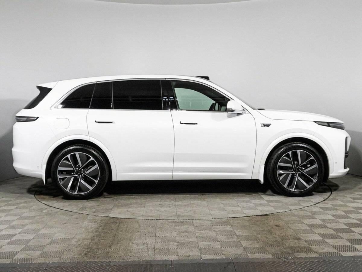 Lixiang L7, 2023 - 24 500 км. | Фото №4