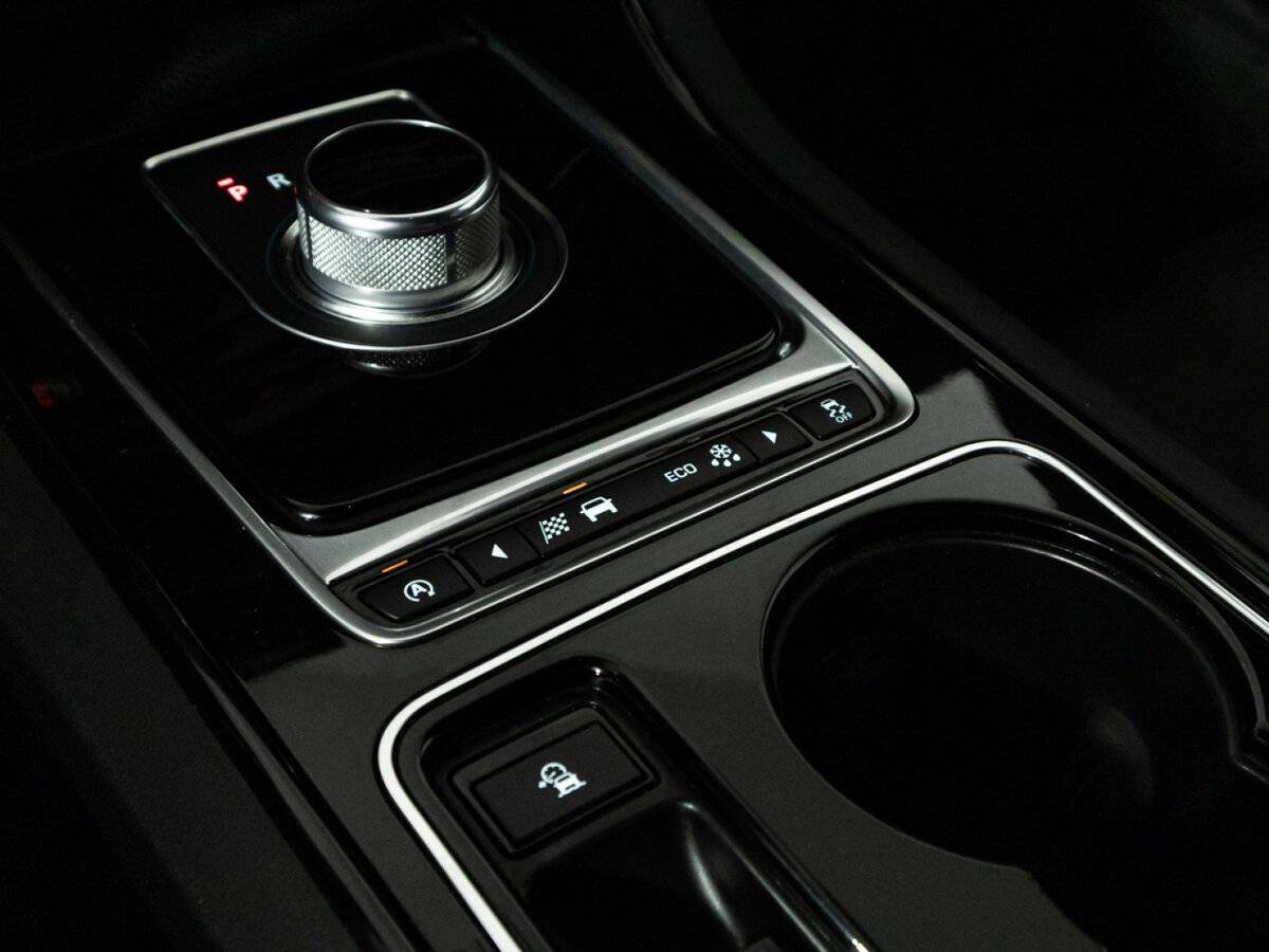 Jaguar XE, 2016 Фото №20