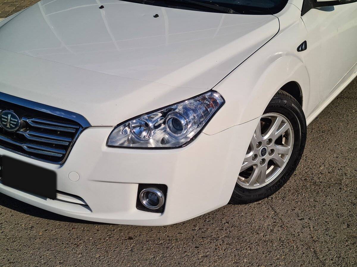 FAW Besturn B50, 2012 Фото №10