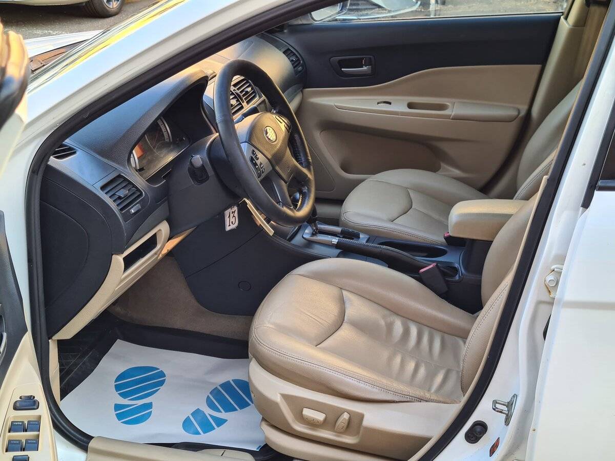 FAW Besturn B50, 2012 Фото №11