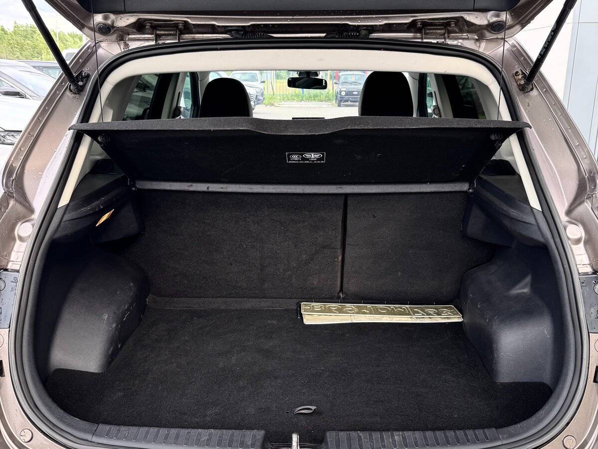 FAW Besturn X40, 2019 - 57 137 км. | Фото №7