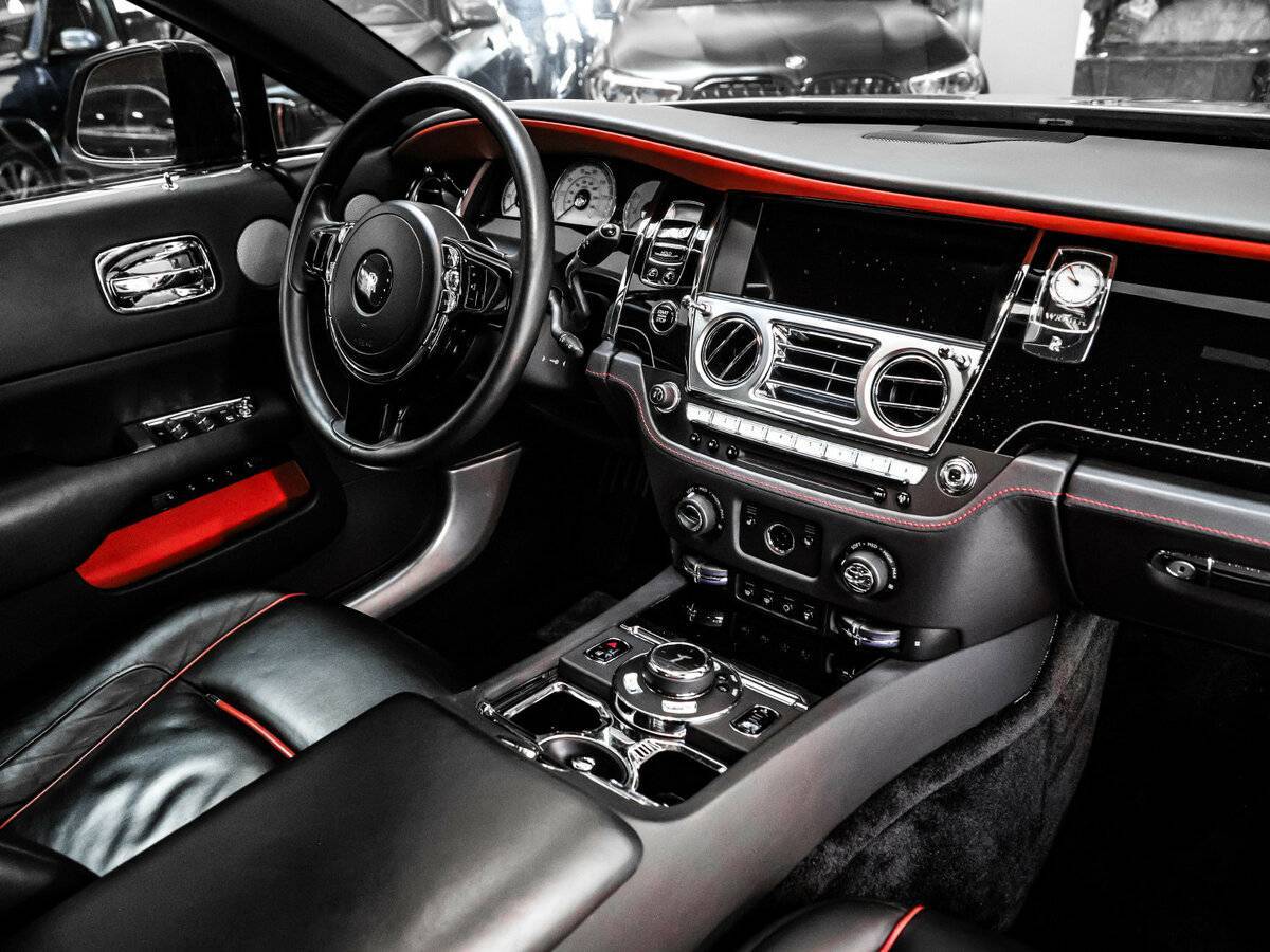 Rolls-Royce Wraith, 2018 Фото №23