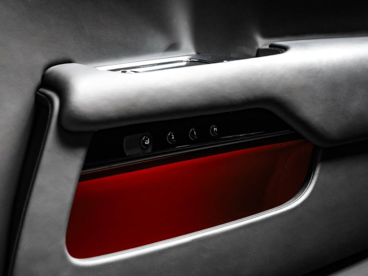 Rolls-Royce Wraith, 2018 Фото №38