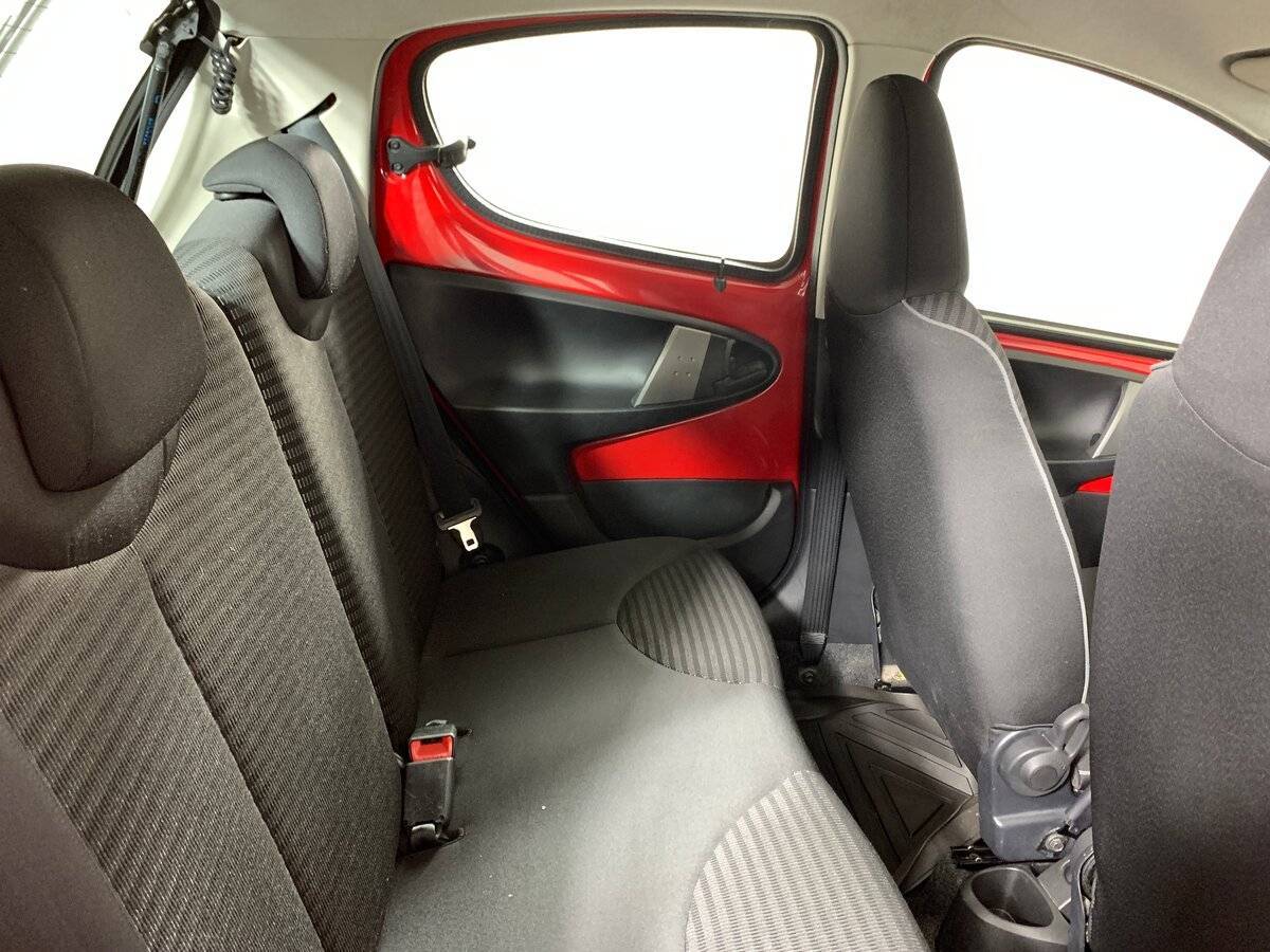 Peugeot 107, 2012 Фото №17