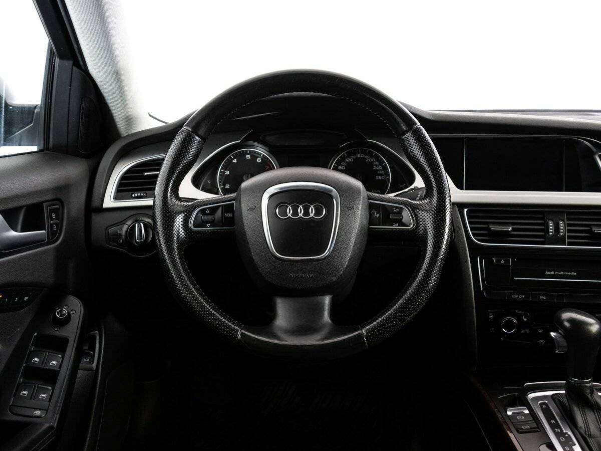 Audi A4, 2010 Фото №12