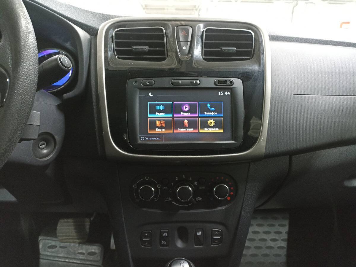 Renault Logan, 2017 Фото №15