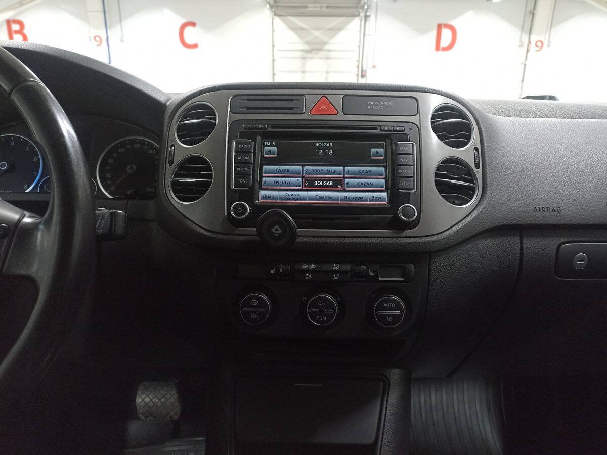 Volkswagen Tiguan, 2009 Фото №15