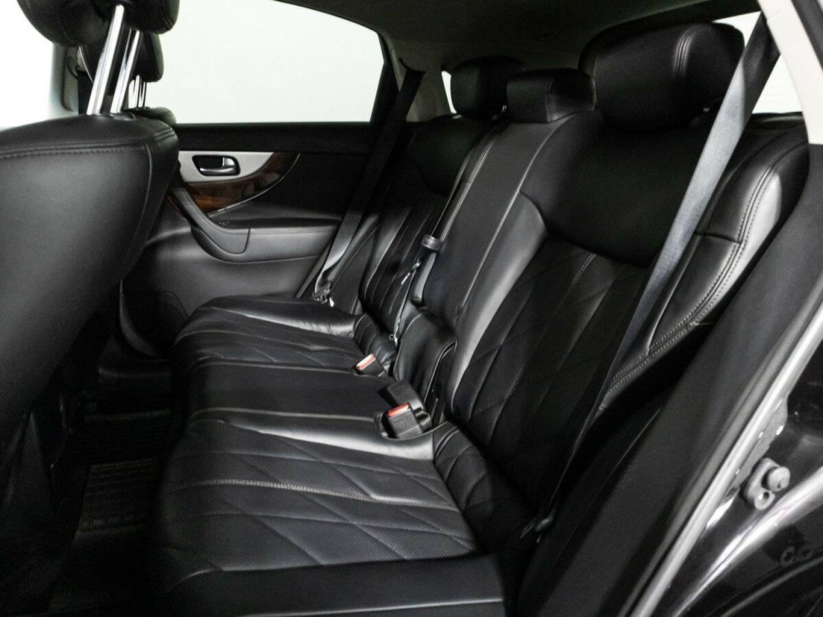 Infiniti QX70, 2016 Фото №10