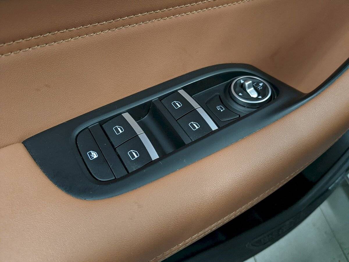 Chery Tiggo 8 Pro e+, 2023 Фото №12