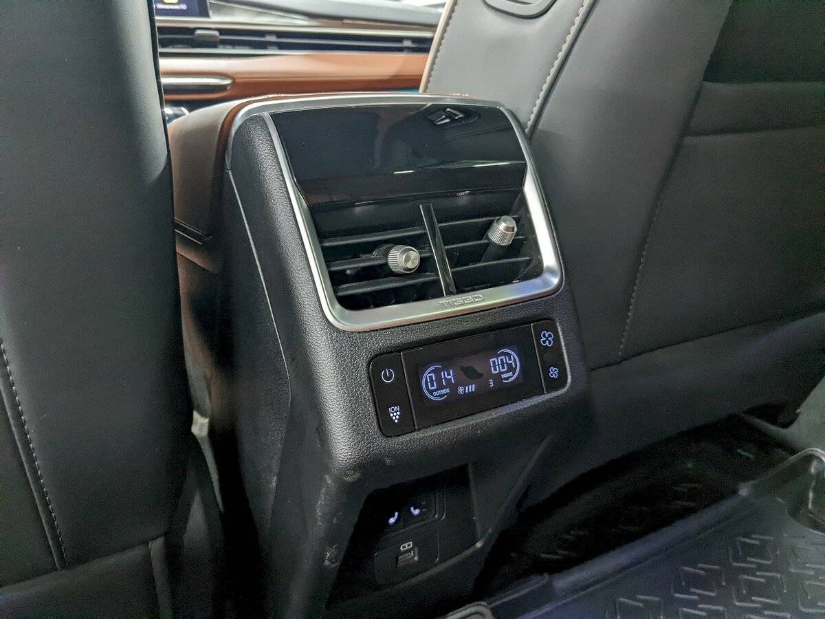 Chery Tiggo 8 Pro e+, 2023 Фото №17