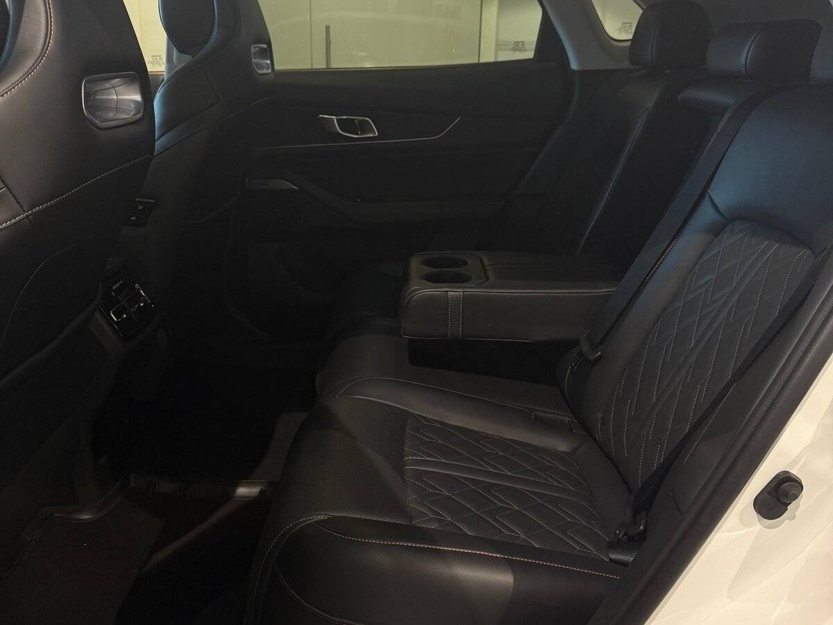 Changan UNI-K iDD, 2022 - 19 217 км. | Фото №8