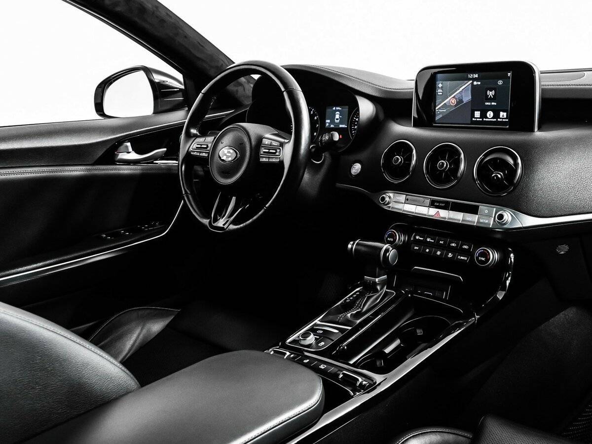 Kia Stinger, 2019 Фото №9