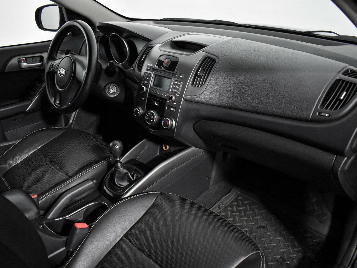 Kia Cerato 5-speed, 2011 Фото №10