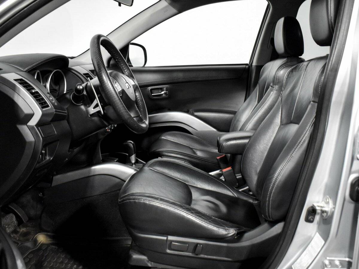 Mitsubishi Outlander, 2011 Фото №11