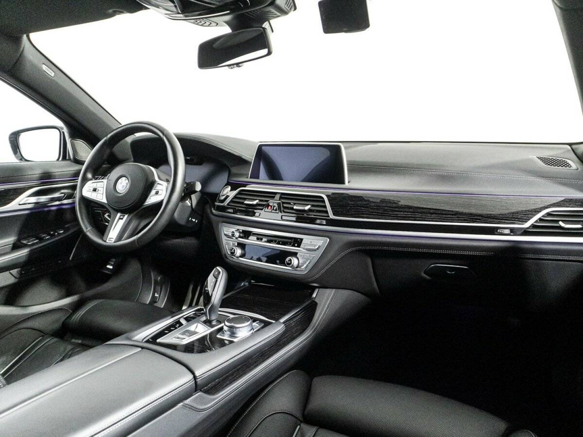 BMW 7 серии 730d xDrive, 2020 Фото №9