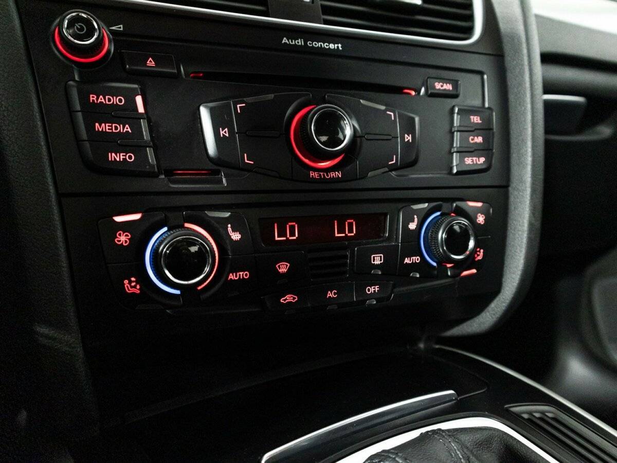 Audi A4, 2011 Фото №16