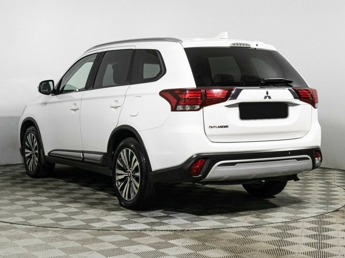Mitsubishi Outlander, 2020 - 110 000 км. | Фото №7