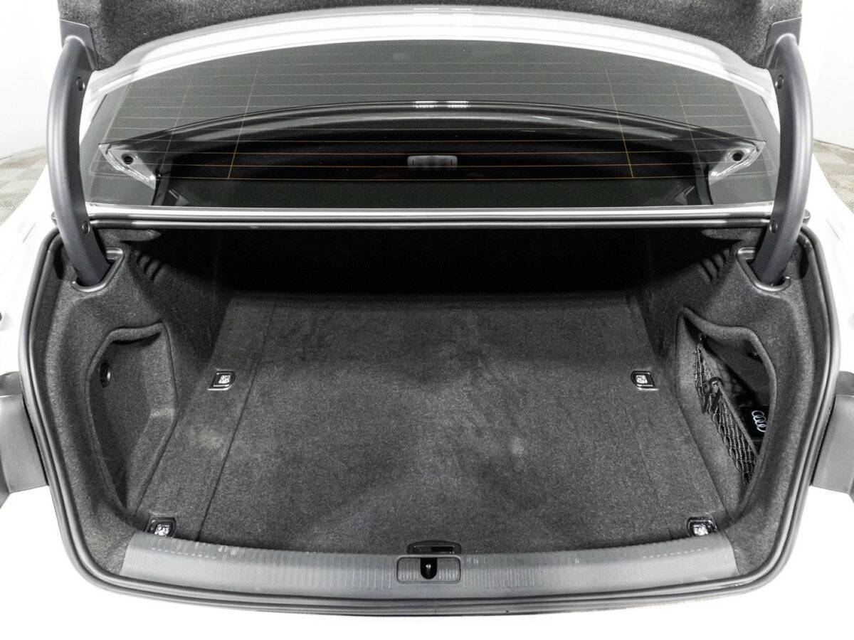 Audi A4 40 TFSI, 2020 Фото №15