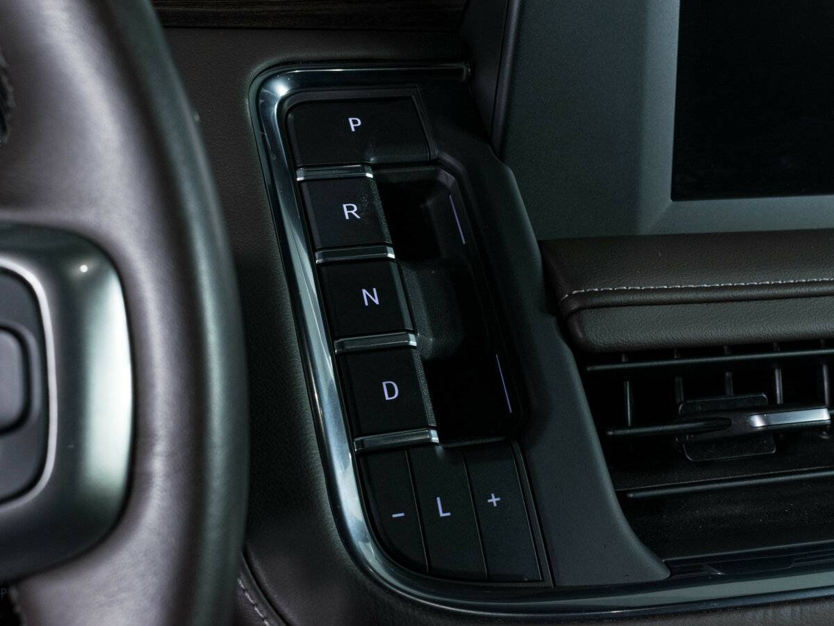 Chevrolet Tahoe, 2022 Фото №17